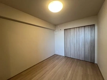 【埼玉県/和光市白子】ライオンズガーデン成増ヴィスタヒル エアリーコート 洋室