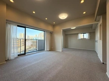 【埼玉県/朝霞市三原】志木南パーク・ホームズ リビング・ダイニング：奥：洋室