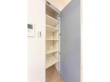 【東京都/練馬区北町】ライオンズガーデンコート練馬北町 収納：（LDK部分）