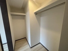 【埼玉県/和光市白子】サンクレイドル成増 ウォークインクローゼット