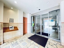 【東京都/板橋区若木】パーク・エステート上板橋 エントランス：オートロック付きです。