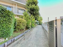 【埼玉県/川越市中原町】川越パークファミリア アプローチ