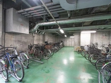 【埼玉県/ふじみ野市うれし野】リズムタワーI 駐輪場