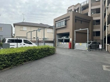 【埼玉県/志木市柏町】コスモ志木ロイヤルフォルム 駐車場