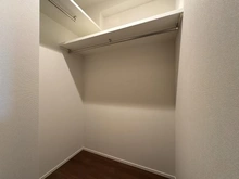 【埼玉県/ふじみ野市鶴ケ岡】レーベンふじみ野ソラヒルズ ウォークインクローゼット