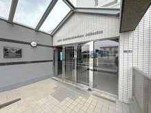 【埼玉県/和光市下新倉】クリオ西高島平壱番館 エントランス
