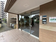 【埼玉県/ふじみ野市市沢】エステ・スクエアふじみ野 センターウイング エントランス