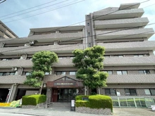 【埼玉県/朝霞市栄町】ライオンズマンション朝霞 外観
