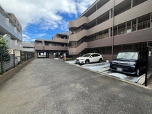 【東京都/練馬区旭町】レクセルマンション成増第3 駐車場