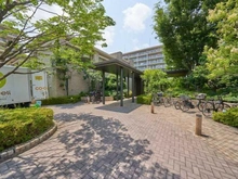【埼玉県/ふじみ野市上野台】オハナふじみ野市上野台ブロッサム アプローチ