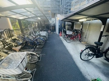 【埼玉県/富士見市鶴瀬東】レスポワール鶴瀬II 駐輪場