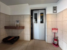 【埼玉県/志木市柏町】ダイアパレス志木II 共用部：エレベーターホール
