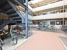 【神奈川県/川崎市幸区古市場】ライオンズガーデン鹿島田 駐輪場
