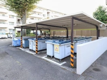 【神奈川県/横浜市鶴見区平安町】パークサイド平安 敷地内
