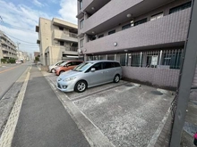 【神奈川県/川崎市中原区下小田中】グレイス武蔵中原 駐車場