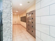 【東京都/多摩市諏訪】プレシス多摩永山レヴィエ 宅配BOX