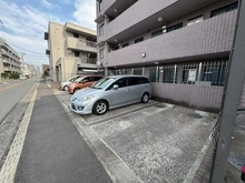 【神奈川県/川崎市中原区下小田中】グレイス武蔵中原II 駐車場