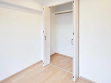 【神奈川県/横浜市神奈川区六角橋】NICアーバンハイム白楽 洋室