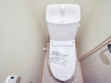 【神奈川県/横浜市神奈川区六角橋】NICアーバンハイム白楽 トイレ