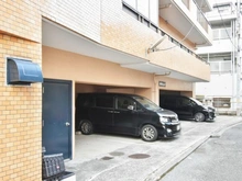 【神奈川県/横浜市神奈川区六角橋】NICアーバンハイム白楽 駐車場