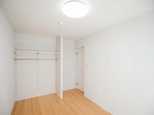 【神奈川県/川崎市中原区宮内】ヒルズ等々力緑地ウエスト 洋室