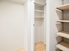 【神奈川県/川崎市中原区宮内】ヒルズ等々力緑地ウエスト 収納