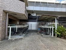 【神奈川県/川崎市中原区新丸子東】モナークマンション武蔵小杉IIプラチナコート 駐輪場