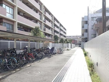 【神奈川県/川崎市中原区宮内】クオス等々力緑地 駐輪場