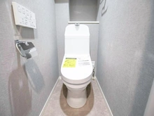 【神奈川県/川崎市中原区下小田中】プラネット元住吉 トイレ