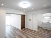 【神奈川県/川崎市中原区下小田中】プラネット元住吉 ダイニングキッチン