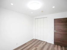 【神奈川県/川崎市中原区下小田中】プラネット元住吉 洋室