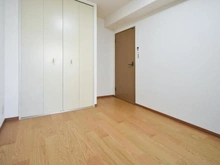 【神奈川県/横浜市鶴見区市場上町】オーベル横浜鶴見  洋室