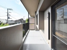 【神奈川県/横浜市鶴見区市場上町】オーベル横浜鶴見  バルコニー