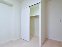 【神奈川県/川崎市高津区久本】ザ・タワー＆パークス田園都市溝の口 収納