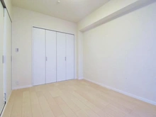 【神奈川県/川崎市高津区久本】ザ・タワー＆パークス田園都市溝の口 洋室