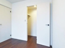 【神奈川県/川崎市中原区丸子通】新丸子パーク・ホームズ 収納：ウォークインクローゼット