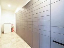 【神奈川県/川崎市高津区久本】ロイヤルシーズン溝の口VIDA 宅配BOX