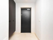 【神奈川県/川崎市高津区久本】ロイヤルシーズン溝の口VIDA 玄関