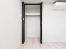 【神奈川県/川崎市高津区久本】ロイヤルシーズン溝の口VIDA 洋室