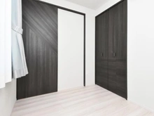 【神奈川県/川崎市高津区久本】ロイヤルシーズン溝の口VIDA 洋室