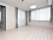 【神奈川県/川崎市高津区久本】ロイヤルシーズン溝の口VIDA リビング・ダイニング