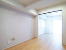 【神奈川県/川崎市中原区田尻町】平間ロイヤルマンション リビング・ダイニング：（奥）洋室