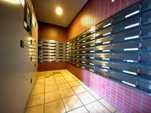 【東京都/江東区南砂】アクシアガーデン南砂 メールBOX：左側：宅配BOX