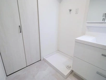 【神奈川県/横浜市旭区白根】コスモ横浜鶴ヶ峰 洗面室：洗濯機置場