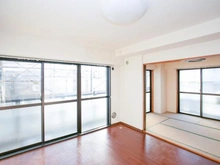 【神奈川県/川崎市宮前区南野川】マイキャッスル鷺沼南 リビング・ダイニング