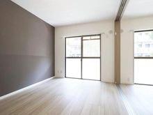 【神奈川県/川崎市幸区古市場】多摩川グリーンハイツ リビング・ダイニング：右：洋室