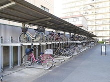 【東京都/世田谷区千歳台】芦花公園スカイハイツ 駐輪場