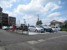 【東京都/日野市南平】ロイヤルシャトー高幡不動 駐車場