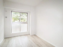 【神奈川県/川崎市中原区宮内】ダイアパレス等々力緑地 　 洋室