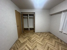 【神奈川県/川崎市中原区上小田中】クレッセント武蔵新城イースト 洋室